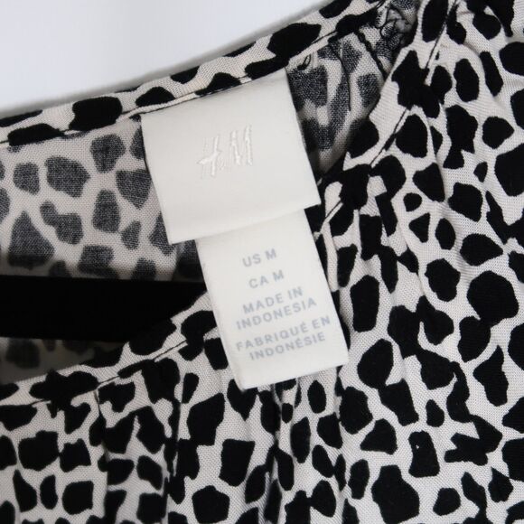 H&M Womens Leopard Print Short Dress Size Medium Black White Bubble Sleeve‎ Boho - Picture 4 of 7